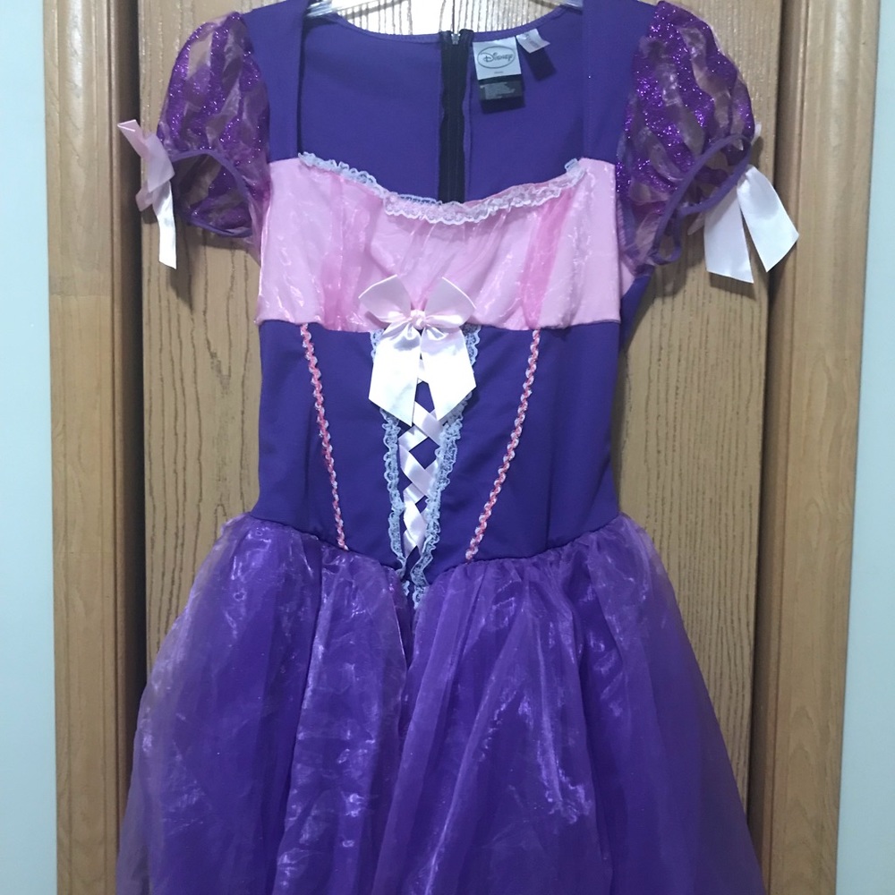 Disney X Leg Avenue Rapunzel Costume EUC